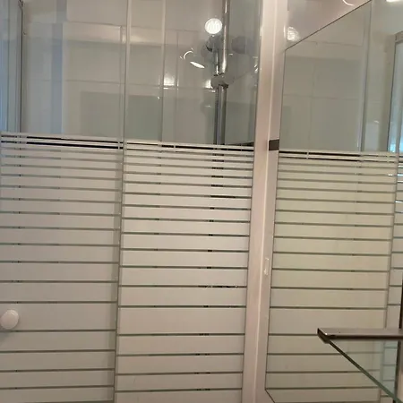 Renove Avec Parking, Wifi, Proche Et Centre - Fr-1-418-93 Le Palais